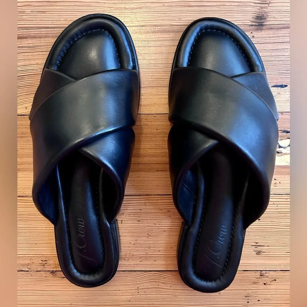 J. Crew Menorca padded cross-strap sandals in leather. Size 8. NWT, NIB.